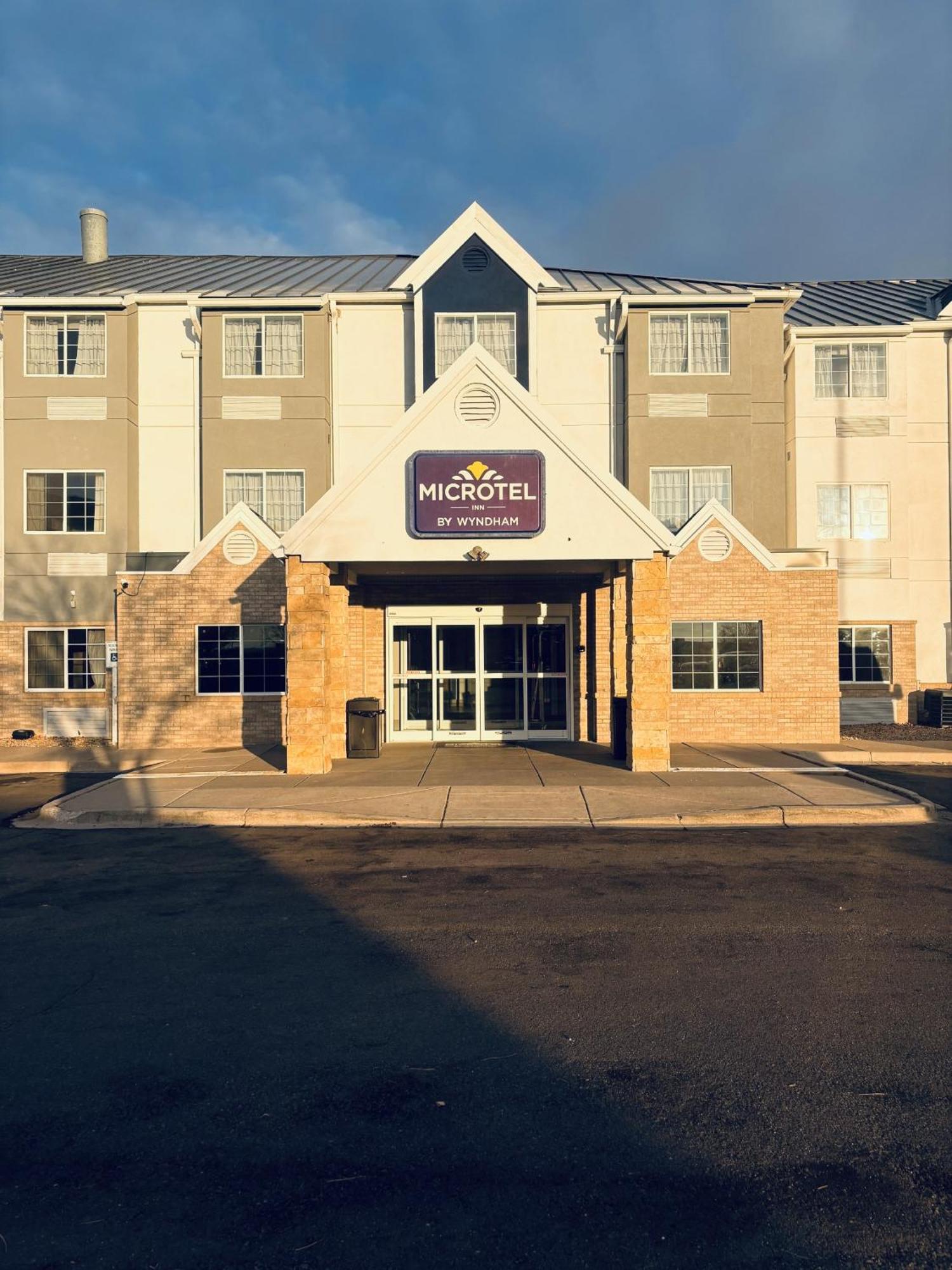 Microtel Inn & Suites By Wyndham Denver Airport Zewnętrze zdjęcie